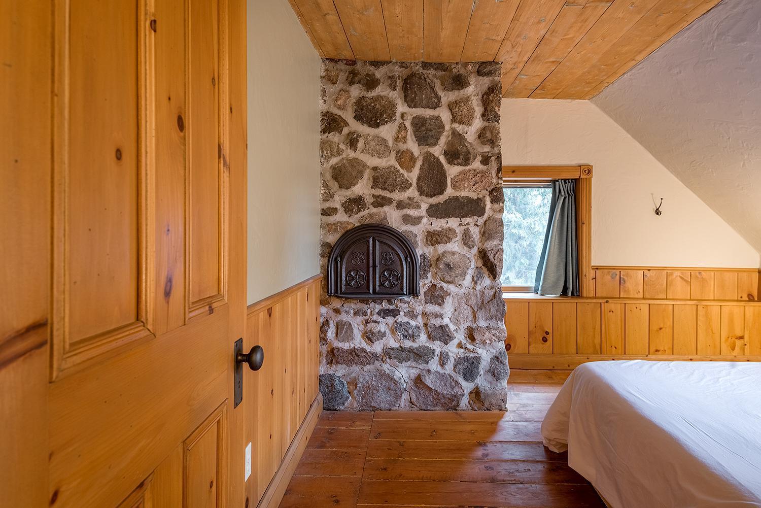 Ancestral Wooden Chalet - St-Gabriel De Brandon Mandeville Exteriör bild